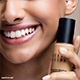 Fond de Teint Couvrant SKIN LONG WEAR WEIGHTLESS SPF15