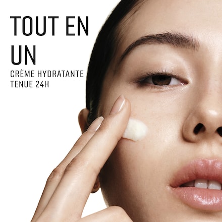 Vitamin Enriched Face Base+ Moisturizer & Primer